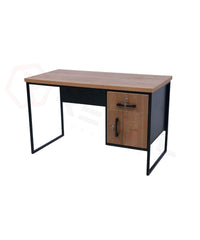 Corner Staff Table