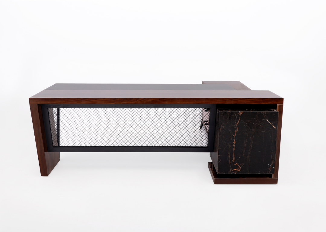 SUMMIT EXECUTIVE TABLE