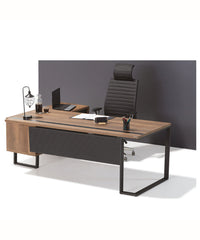 Elara Executive Table